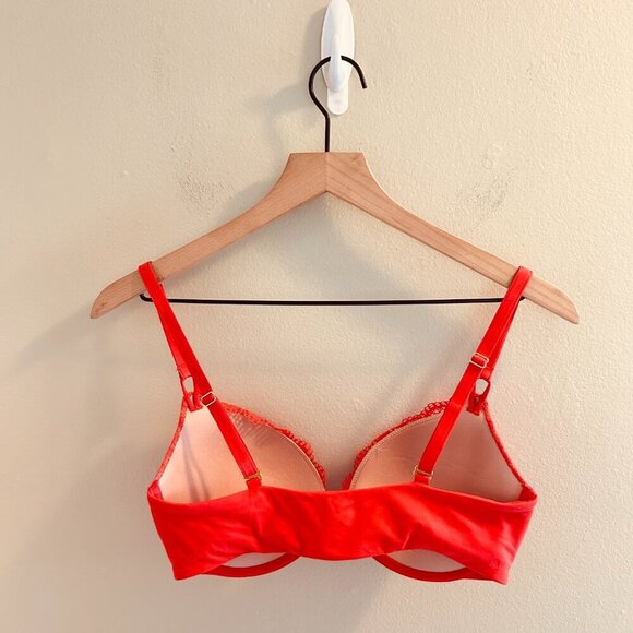 Soma Embraceable Enchanting Lace Front-Close Push-Up Bra Size 32DD Light Red - Picture 5 of 8